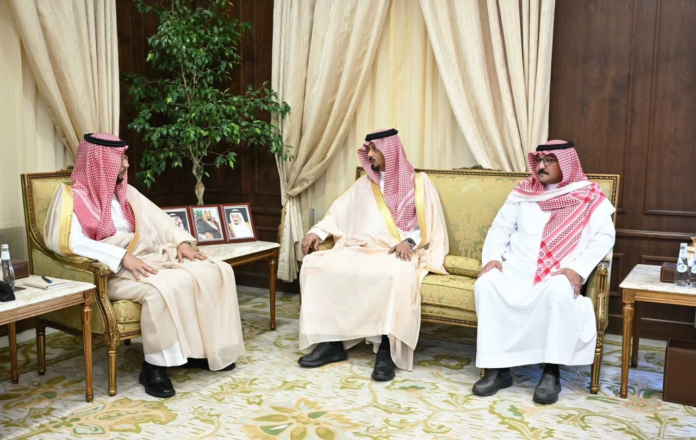 نائب أمير عسير يلتقي المجاهدين: تعزيز الأمن بعسير ودعم الاستقرار