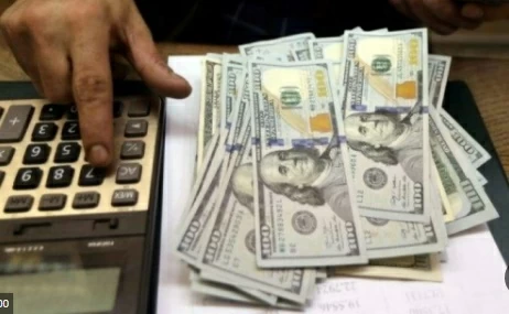 سعر الدولار في مصر: تحليل التقلبات وتوقعات السوق