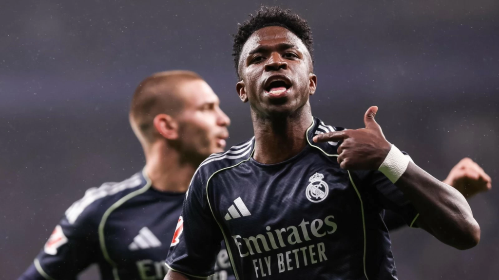 فينيسيوس يقود ريال مدريد للفوز على إسبانيول وتأجيل حسم الليغا