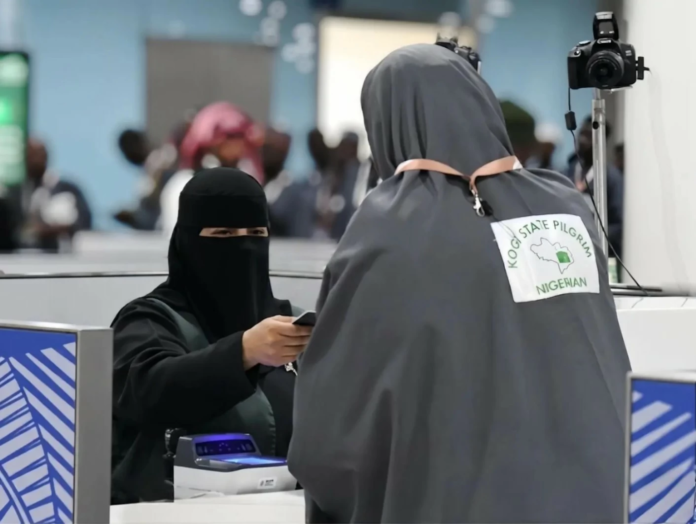 استقبال حجاج نيجيريا: مطار المدينة ينهي إجراءات أولى الرحلات 1447