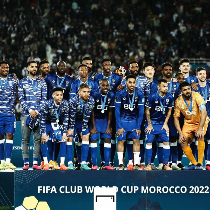 تجاهل إنجاز الهلال العالمي: غضب الجماهير وتساؤلات حول دور مغربل