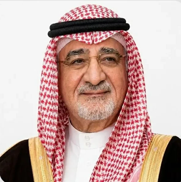 صالح التركي يتلقى وسام الملك عبدالعزيز: تقدير للخدمة