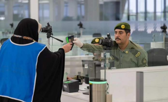 منفذ جديدة عرعر: استقبال الحجاج العراقيين وتسهيلات المملكة