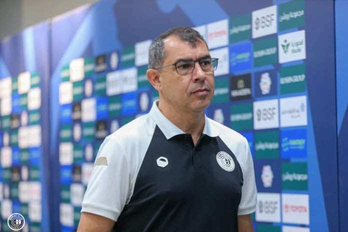 تصريحات فابيو كاريلي: تحليل عميق لمباراة ضمك والاتحاد