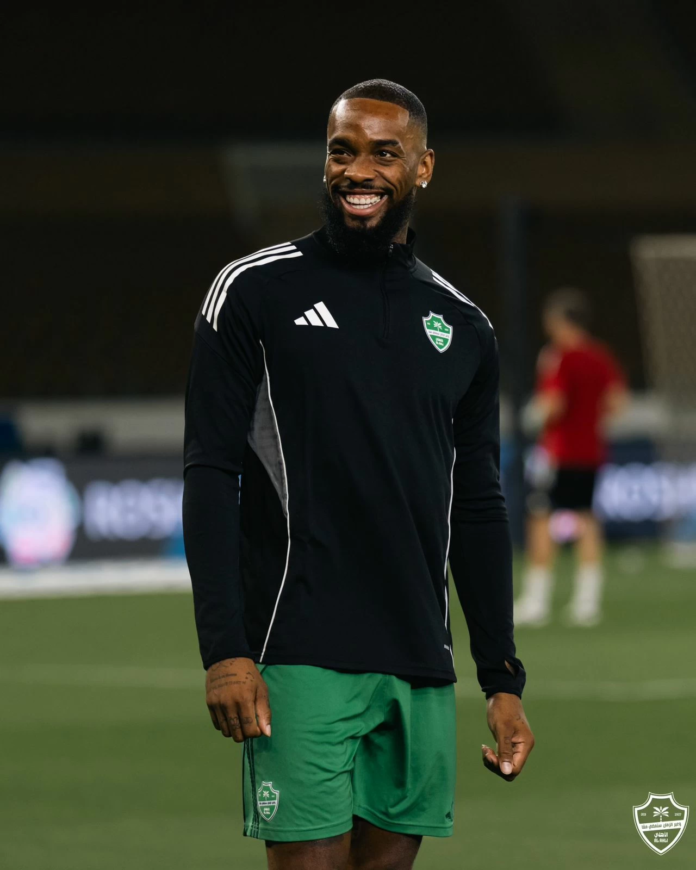 قمة الأهلي والتعاون ومواجهة نيوم والشباب في دوري روشن السعودي