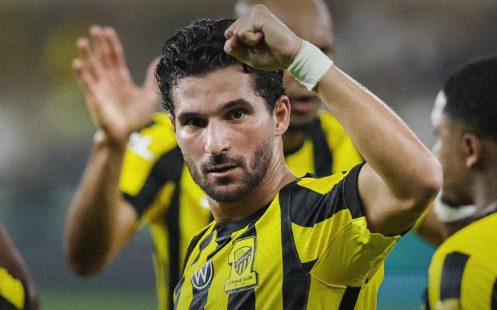 حسام عوار 50 مباراة مع الاتحاد: مسيرة نجم وتأثيره على العميد