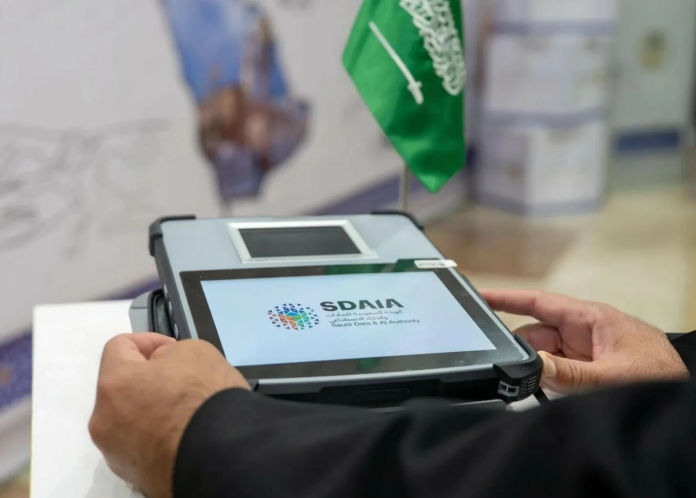 مبادرة طريق مكة: الذكاء الاصطناعي ينهي إجراءات الحجاج في 40 ثانية