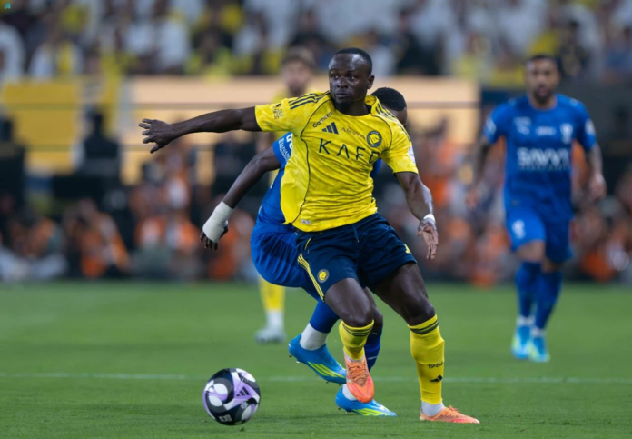 تعثر النصر المتصدر: نقطتان ضائعتان في سباق الدوري السعودي