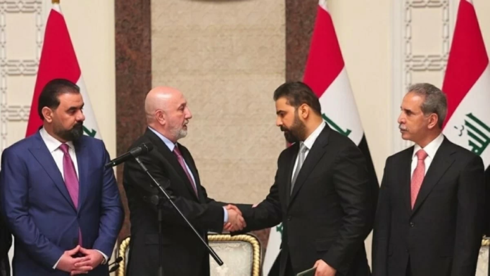 تشكيل الحكومة العراقية الجديدة: عقد داخلية وخارجية تؤخر الولادة