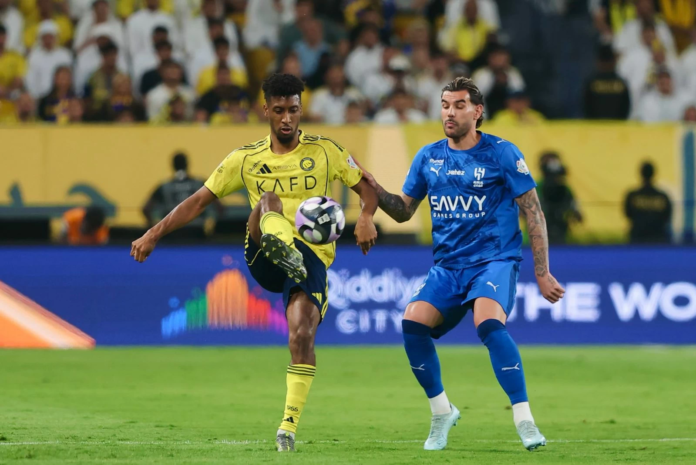 من يفوز بلقب دوري روشن؟ تحليل حظوظ النصر والهلال