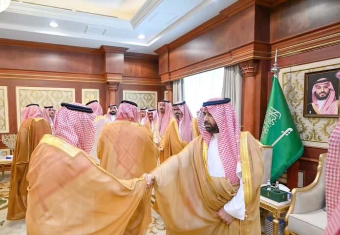 أمير جازان يلتقي المحافظين ويوجه بتنمية شاملة للمنطقة