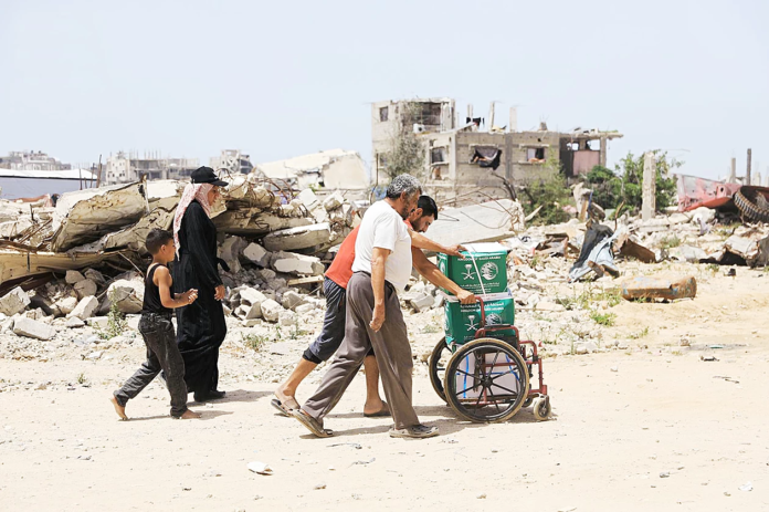 مساعدات غذائية سعودية في خان يونس لدعم الشعب الفلسطيني