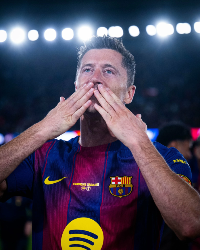 ليفاندوفسكي مع برشلونة: نهاية رحلة الهداف البولندي مع البلوغرانا