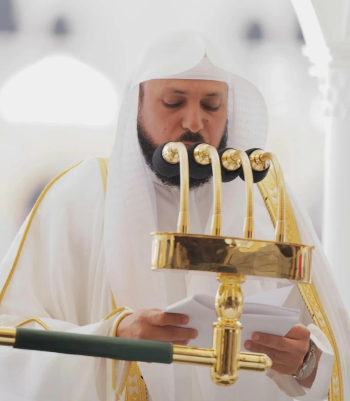 الحج بلا تصريح: فتوى خطيب الحرم وضرورات التنظيم لموسم 1445
