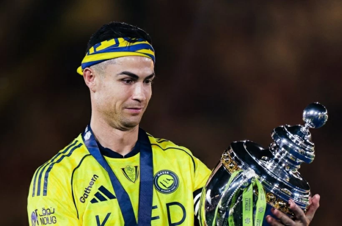 تتويج رونالدو مع النصر بلقب الدوري السعودي | نهاية سنوات الانتظار