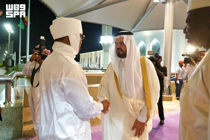 الرئيس التشادي يصل جدة لتعزيز الشراكة الاستراتيجية
