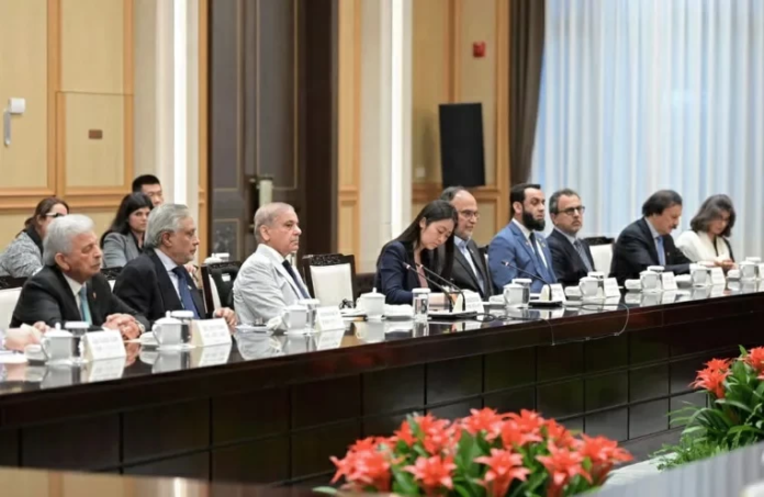 مهلة ترامب لإيران: هل ينجح اتفاق أمريكي إيراني بضمانة صينية؟