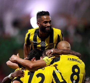 عوض الناشري يغادر الاتحاد.. وجهته القادمة في دوري روشن؟