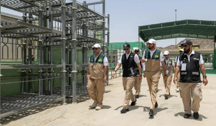 وزير الحج يتفقد جاهزية مشروع الأضاحي لموسم حج 1447هـ