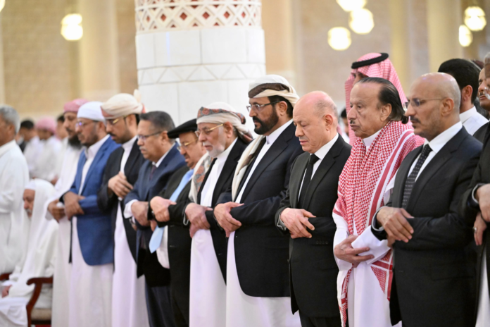 رحيل عبدربه منصور هادي: اليمن يودع رئيسه السابق بين الرياض وعدن