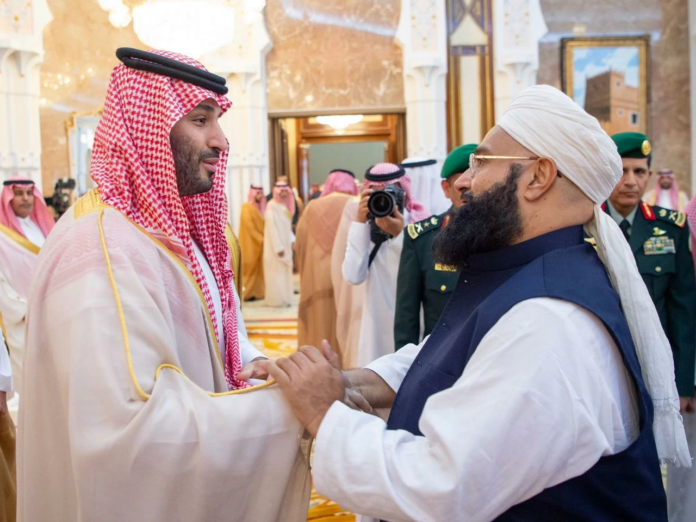 نجاح موسم الحج: إشادة باكستانية بنموذج السعودية العالمي