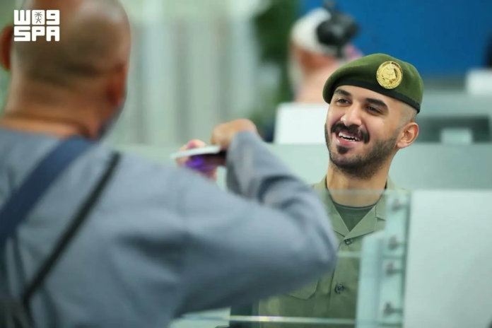 خدمات الجوازات في الحج: تسهيل رحلة 1.5 مليون حاج بدقة وأمان