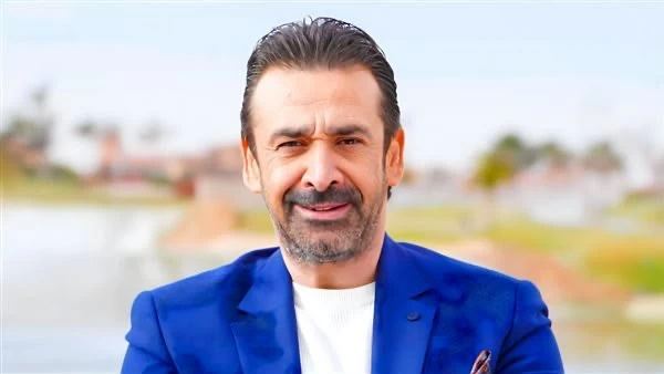 كريم عبد العزيز يحلم بتقديم فيلم اللص والكلاب سينمائياً