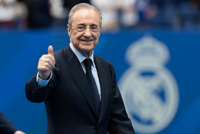 صفقات ريال مدريد: بيريز يعلن عودة مورينيو وضم كوناتي