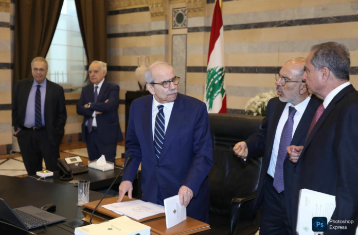 انتشار الجيش اللبناني بالجنوب: سلام يؤكد الالتزام بالقرار 1701