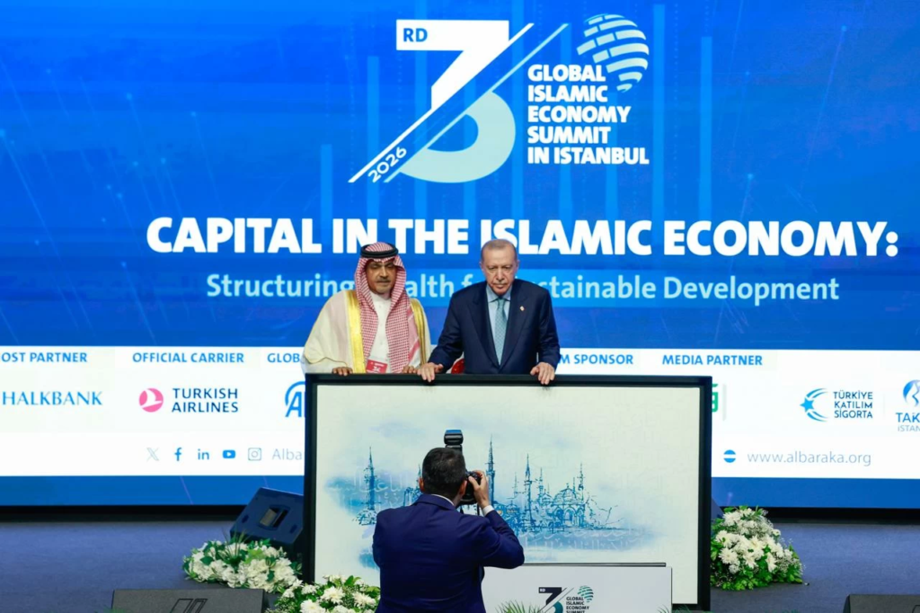 تمكين الأوقاف: عبدالله صالح كامل يدعو للاقتداء بالسعودية
