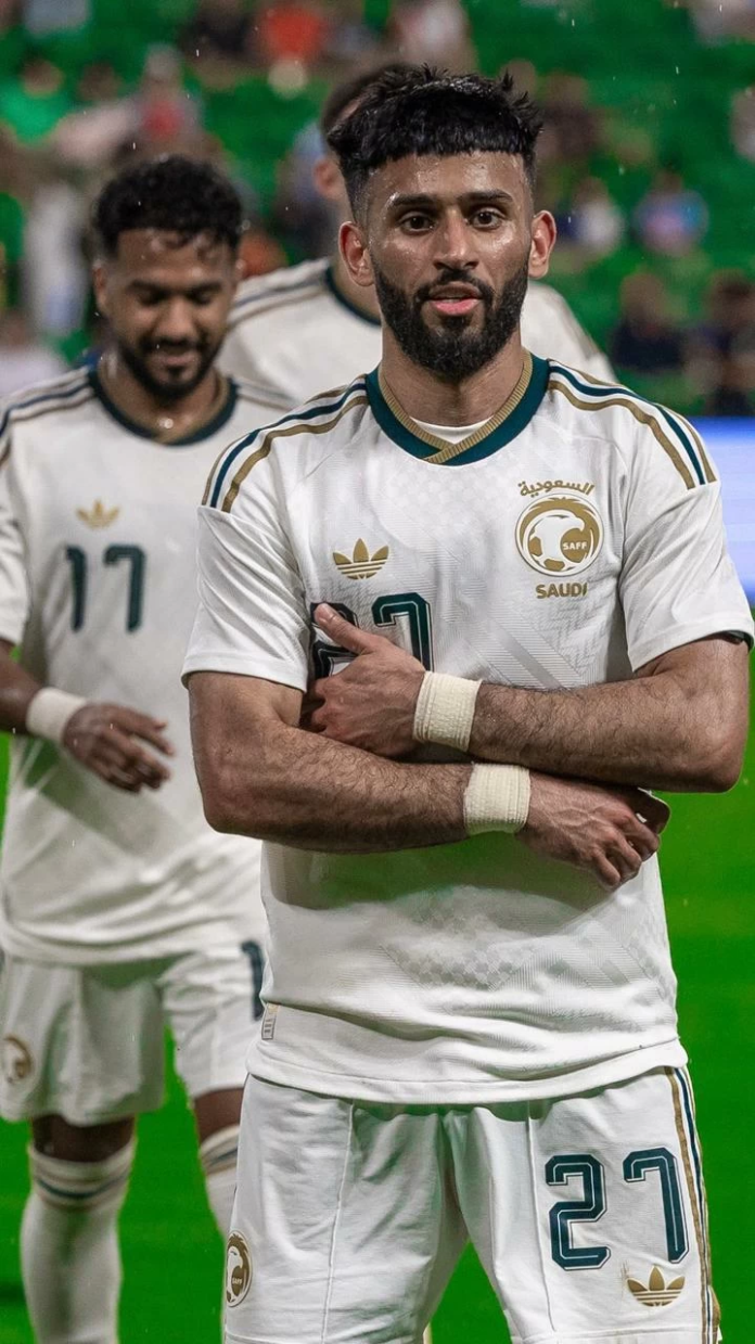 سلطان مندش يطمح لبصمة مونديالية مع المنتخب السعودي