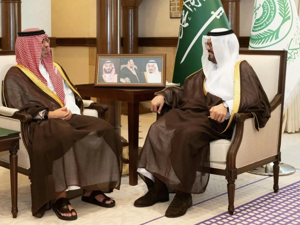 الأمير سعود بن مشعل يستقبل محافظ جدة لبحث أعمال الحج