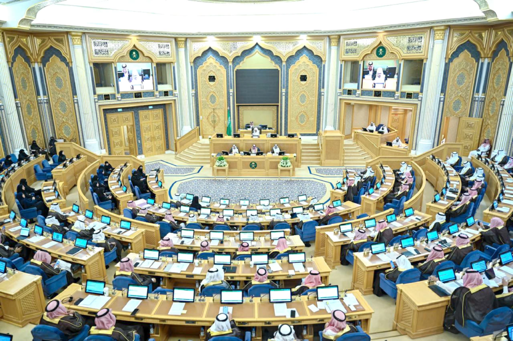 قرارات مجلس الشورى السعودي لتطوير الكهرباء والطرق