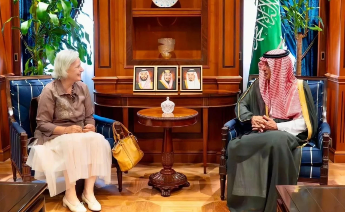 عادل الجبير يستقبل سفيرة البرتغال لدى المملكة لبحث التعاون