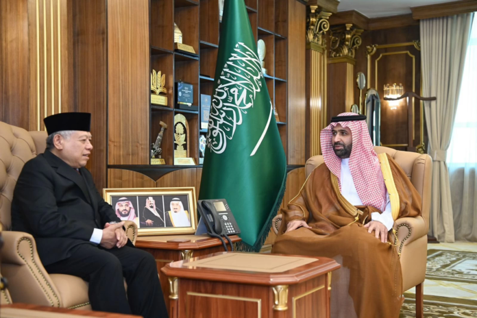 العلاقات السعودية الإندونيسية: أمير جازان يستقبل السفير