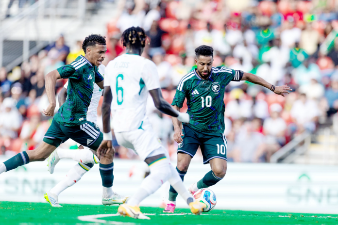 جاهزية المنتخب السعودي للمونديال: الخيبري يشيد بأفكار دونيس