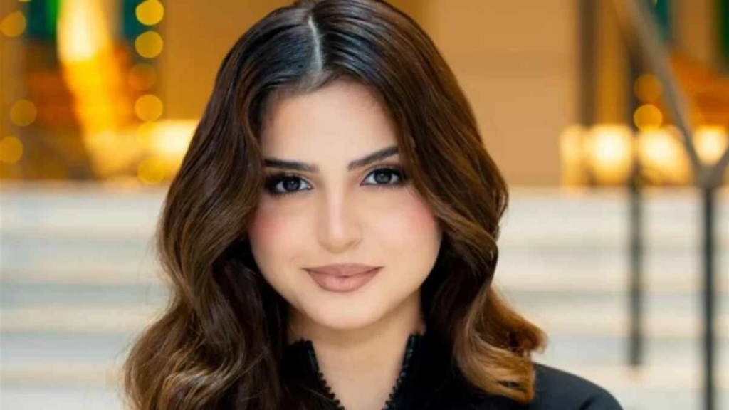 حلا الترك تكشف تفاصيل تبرؤ والدتها منها ولقائها بوالدها