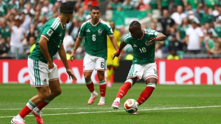 كينيونيس يفوز بأول جائزة في كأس العالم 2026