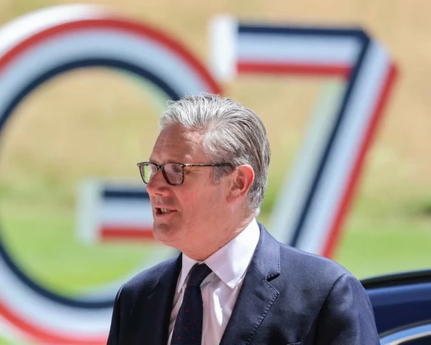 العقوبات الاقتصادية على روسيا: لندن تستهدف أسطول الظل