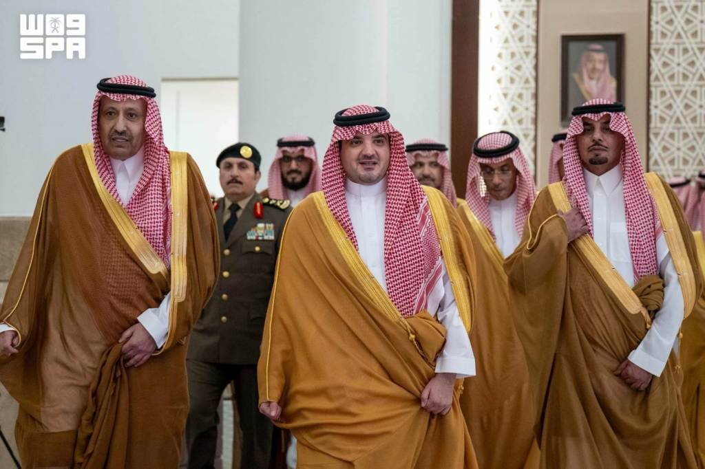 المبادرات التنموية في الباحة: وزير الداخلية يلتقي أمير المنطقة