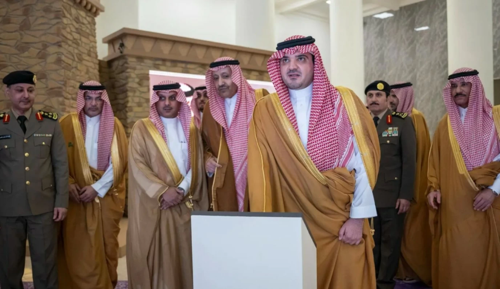 مركز العمليات الأمنية الموحدة 911 بالباحة: خطوة نحو رؤية 2030
