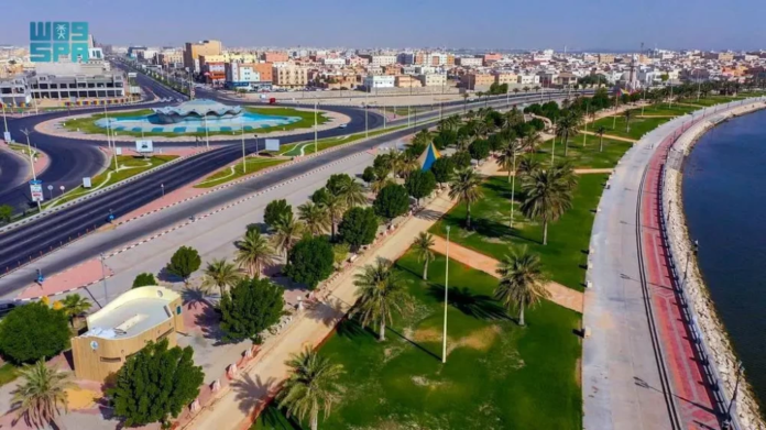 موجة حارة في السعودية: الحرارة تلامس 48 بالشرقية وأمطار بالباحة
