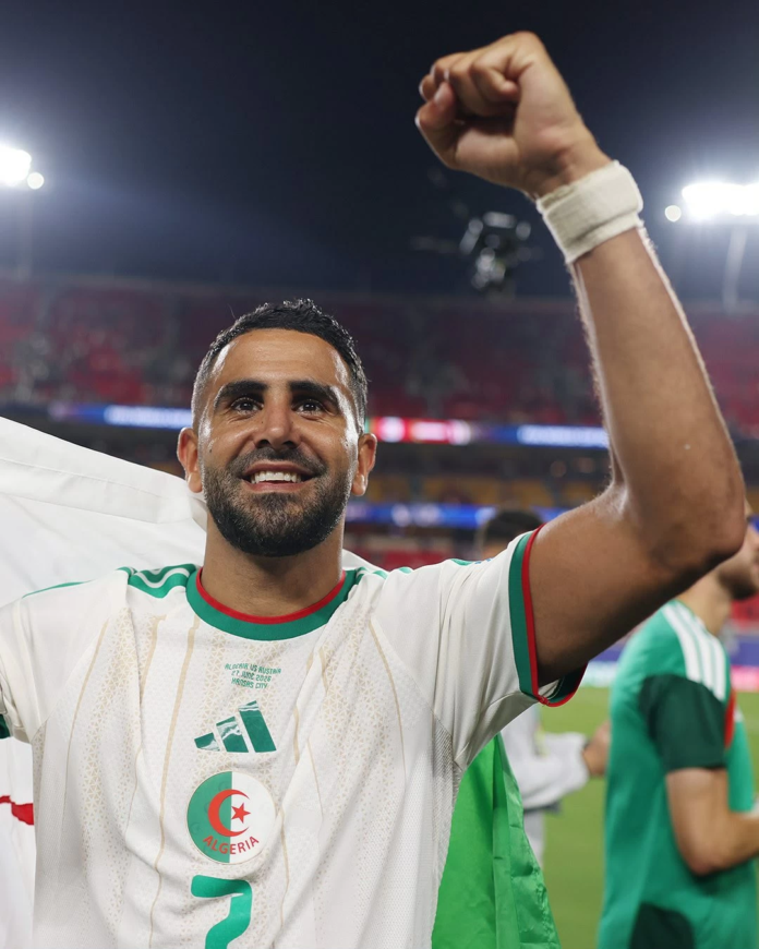 رياض محرز في كأس العالم: إنجاز تاريخي يكتبه قائد الجزائر