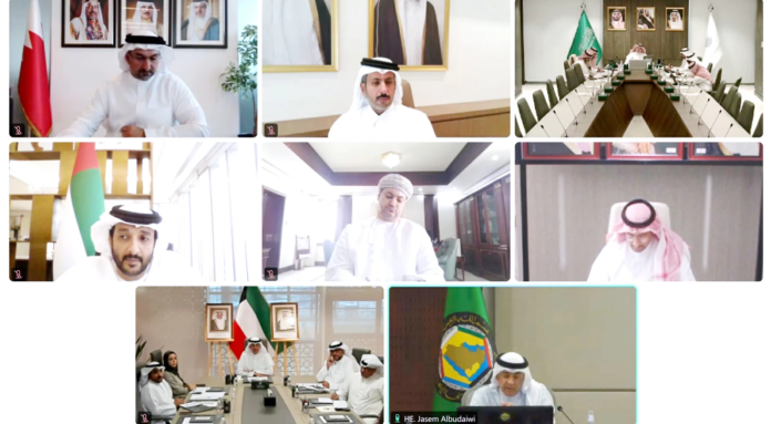 كيفية تطوير العمل التجاري والصناعي الخليجي المشترك؟