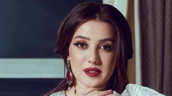 حقيقة انفصال كندة علوش وعمرو يوسف.. الفنانة تحسم الجدل