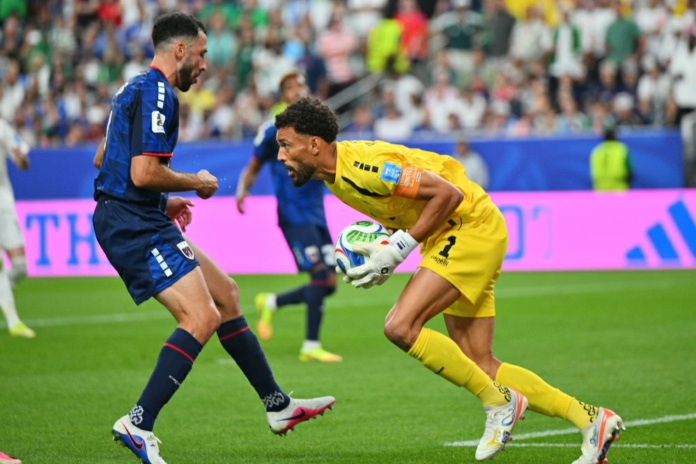 حارس مرمى منتخب الرأس الأخضر يدخل تاريخ كأس العالم