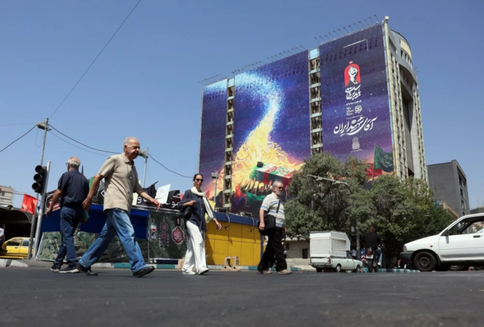المفاوضات الإيرانية الأمريكية: وفد طهران يبحث بالدوحة