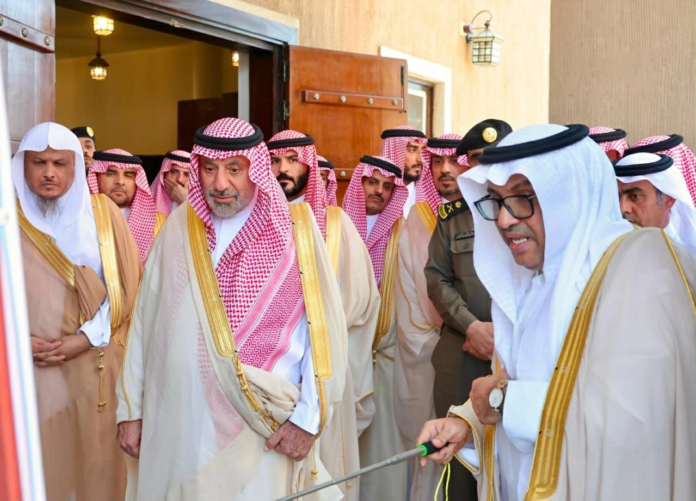 تطوير المنطقة التاريخية بنجران: أمير المنطقة يتفقد المشاريع