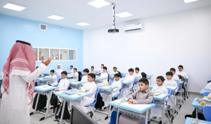 حركة النقل الداخلي للمعلمين: التعليم تحسم تعديل الطلبات