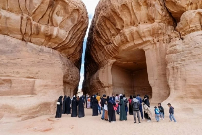 تأشيرة الباقات السياحية: السعودية تطلق خدمة جديدة للزوار